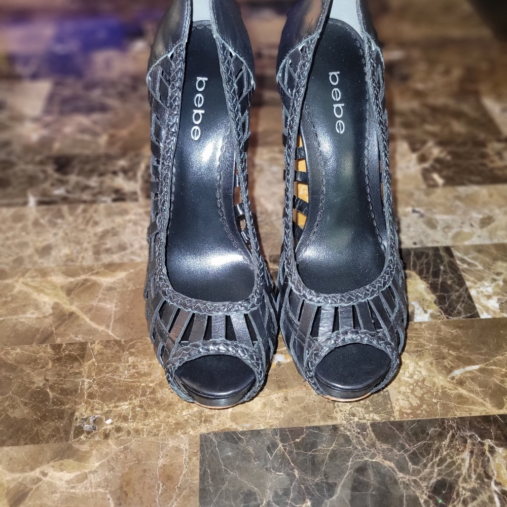 Bebe clog heel